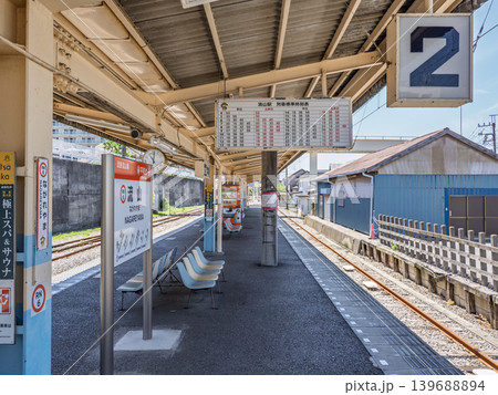 流鉄流山線・流山駅の静かな終着駅ホーム 139688894