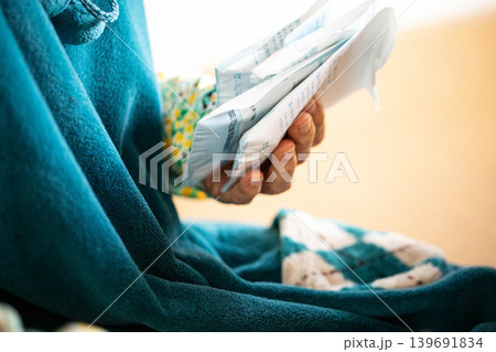 医療費の負担 139691834