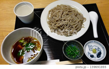 八雲立つ出雲の国の…美味しい蕎麦『出雲そば』屋さんの【鴨汁そば】 八雲立つ出雲の国の…美味しい蕎麦『出雲そば』屋さんの【鴨汁そば】 139691893