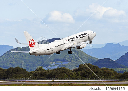 ボーイング737　日本航空 139694156