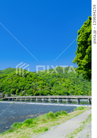 新緑の嵐山　渡月橋 139694259