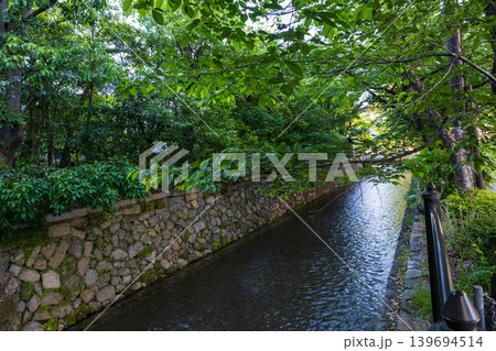 京都の高瀬川の景色 京都の高瀬川の景色 139694514
