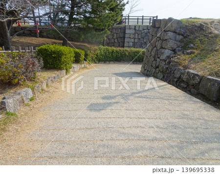 丸亀城（香川県丸亀市） 139695338