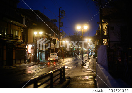 夜の高山市 夜の高山市 139701359