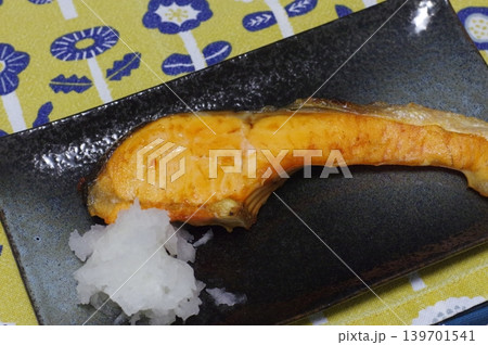 健康的で美味しい焼いた鮭 健康的で美味しい焼いた鮭 139701541