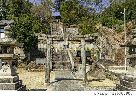 三門周辺 国神社 鳥居 石段 岡山県岡山市 三門周辺 国神社 鳥居 石段 岡山県岡山市 139702900