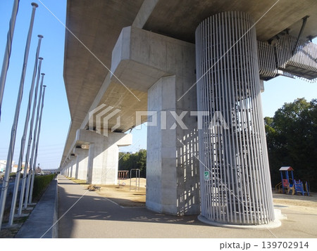 川越緑地公園と四日市港霞ヶ浦北ふ頭地区道路(三重県三重郡川越町) 川越緑地公園と四日市港霞ヶ浦北ふ頭地区道路(三重県三重郡川越町) 139702914