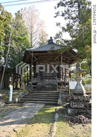 本成寺の弁天堂（新潟県三条市） 139704058