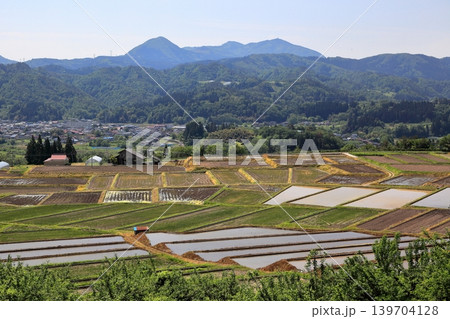 初夏椹平の棚田風景 初夏椹平の棚田風景 139704128