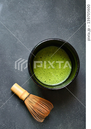 日本の茶道 Japanese tea ceremony(黒背景 コピースペースあり) 日本の茶道 Japanese tea ceremony(黒背景 コピースペースあり) 139705600