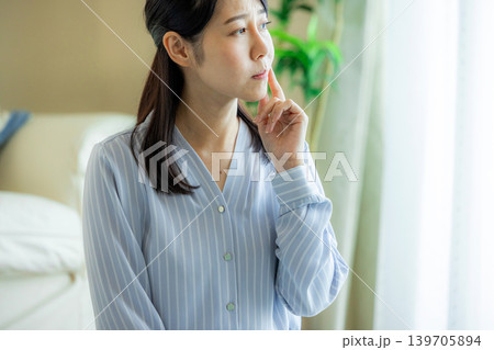 女性 鬱 家 女性 鬱 家 139705894