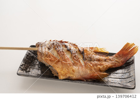 赤魚の塩焼き 赤魚の塩焼き 139706412