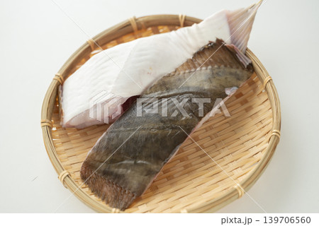 岩カレイ切り身 139706560