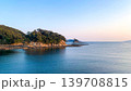 佐世保の夕焼けに染まる海岸風景 139708815