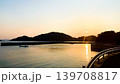 佐世保の夕焼けに染まる海岸風景 139708817