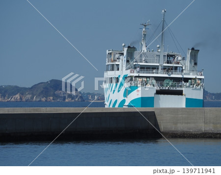 伊勢湾フェリーの出航風景 伊勢湾フェリーの出航風景 139711941