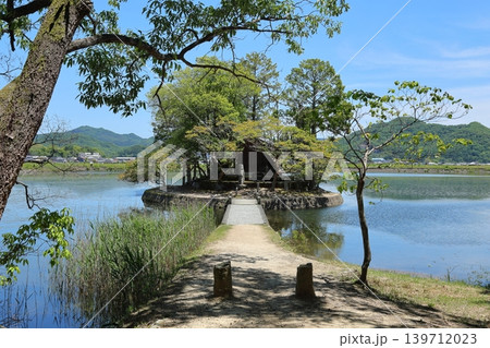 ◇須濱神社 / 兵庫県姫路市林田エリア・西池(別名「鴨池」) ◇須濱神社 / 兵庫県姫路市林田エリア・西池(別名「鴨池」) 139712023