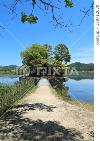 ◇須濱神社 / 兵庫県姫路市林田エリア・西池(別名「鴨池」) ◇須濱神社 / 兵庫県姫路市林田エリア・西池(別名「鴨池」) 139712030