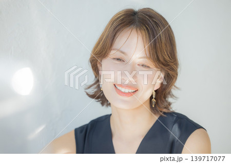 40代女性 40代女性 139717077