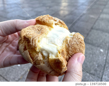 クッキーシュークリーム 手持ち クッキーシュークリーム 手持ち 139718500