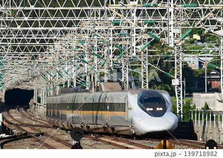 山陽新幹線 新山口駅 超望遠の世界 ひかりレールスター 山陽新幹線 新山口駅 超望遠の世界 ひかりレールスター 139718982