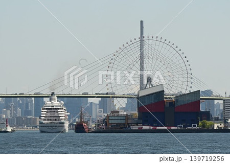 大阪港入港 クルーズ客船 クリスタル・シンフォニー 大阪港入港 クルーズ客船 クリスタル・シンフォニー 139719256