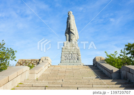 Alyosha Monument in Plovdiv city cenre in Bulgaria Alyosha Monument in Plovdiv city cenre in Bulgaria 139720707