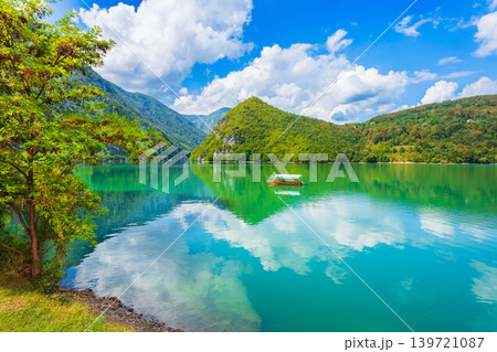 Turquoise Perucac Lake in Serbia and Bosnia border Turquoise Perucac Lake in Serbia and Bosnia border 139721087