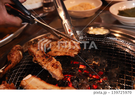 Delicious Traditional Korean Marinated Pork Ribs Barbecue Grilling Delicious Traditional Korean Marinated Pork Ribs Barbecue Grilling 139725970
