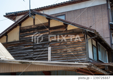 日本の鳥取県若桜町の古くてとても美しい町並み 日本の鳥取県若桜町の古くてとても美しい町並み 139726887