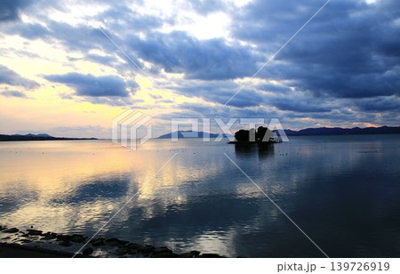 マジックアワーの『松江・出雲』… 夕焼けの【宍道湖・嫁ヶ島】 マジックアワーの『松江・出雲』… 夕焼けの【宍道湖・嫁ヶ島】 139726919