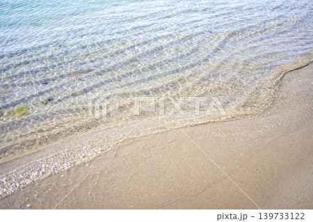 透明度が素晴らしい日本海の浜辺 (鳥取県 ハワイ海水浴) 透明度が素晴らしい日本海の浜辺 (鳥取県 ハワイ海水浴) 139733122