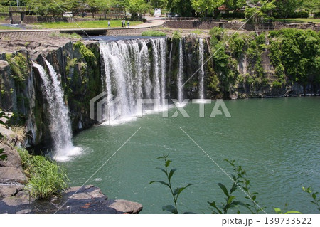 5月新緑の原尻の滝 5月新緑の原尻の滝 139733522