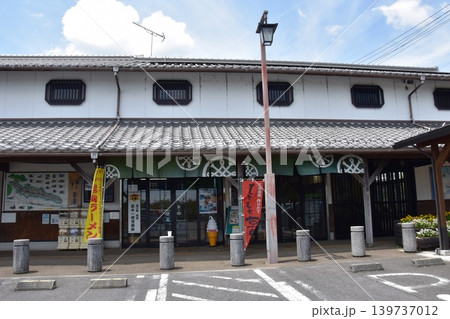 三重県亀山市 道の駅関宿と青空 三重県亀山市 道の駅関宿と青空 139737012