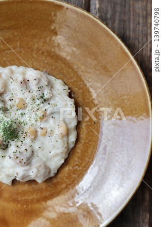 チキンとひよこ豆のクリームリゾット 139740798