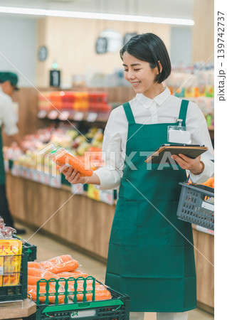 supermarket supermarket 139742737