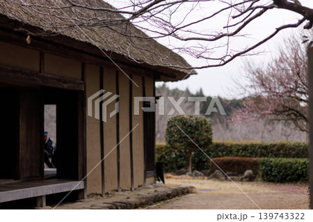 茨城県日立風土記の茨城県日立風土記の丘にある茅葺き屋根の旧家丘にある茅葺き屋根の旧家 139743322