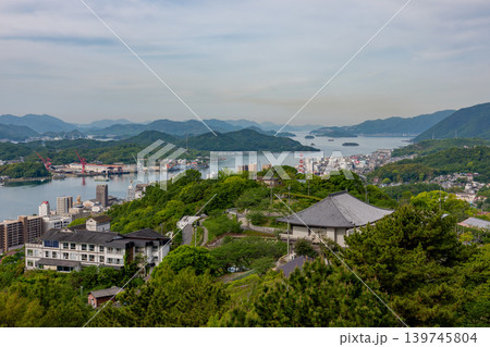 千光寺公園から望む尾道水道と瀬戸内海のパノラマ風景 千光寺公園から望む尾道水道と瀬戸内海のパノラマ風景 139745804