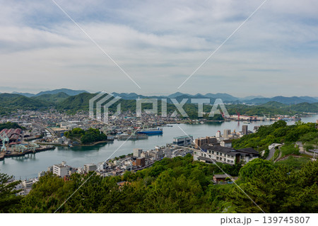 千光寺公園から望む尾道水道と瀬戸内海のパノラマ風景 千光寺公園から望む尾道水道と瀬戸内海のパノラマ風景 139745807