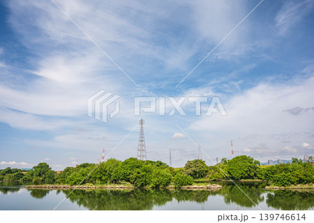 初夏の淀川風景　大阪府高槻市 139746614