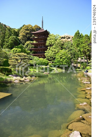 西の京 国宝 瑠璃光寺五重塔 西の京 国宝 瑠璃光寺五重塔 139746924