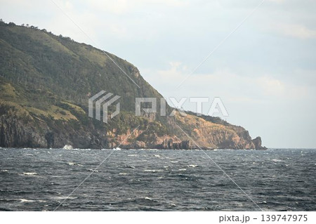 トカラ列島の北端にある火山島 口之島 トカラ列島の北端にある火山島 口之島 139747975