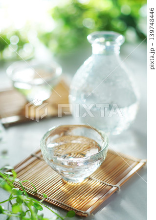 夏の冷酒(イメージ) 夏の冷酒(イメージ) 139748446