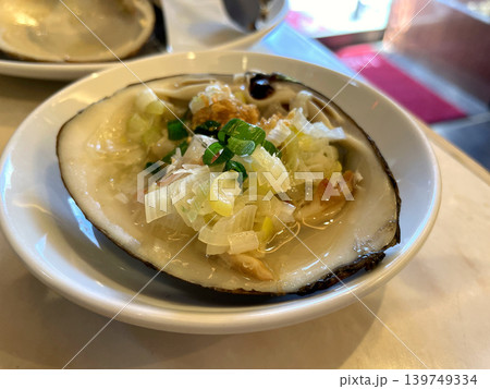 活ホッキ貝のニンニクソース蒸し 殻蒸し 中華料理 活ホッキ貝のニンニクソース蒸し 殻蒸し 中華料理 139749334