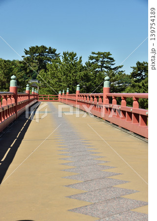 快晴の朝霧橋(京都府宇治市) 快晴の朝霧橋(京都府宇治市) 139754189