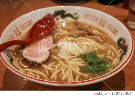 ラーメン 139754367