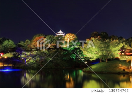 【岡山県】春の後楽園と岡山城（春の幻想庭園と鳥城灯源郷） 139754765