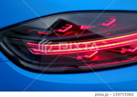 車のテールランプ 車のテールランプ 139755060
