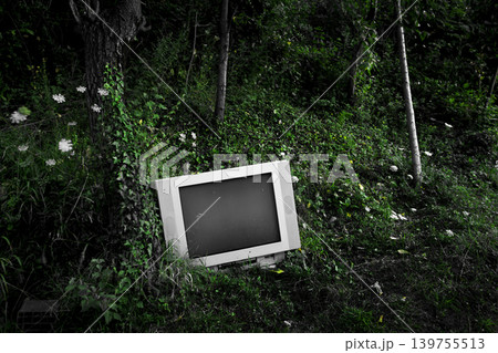 Forest Television Retro Outdoor Green 139755513