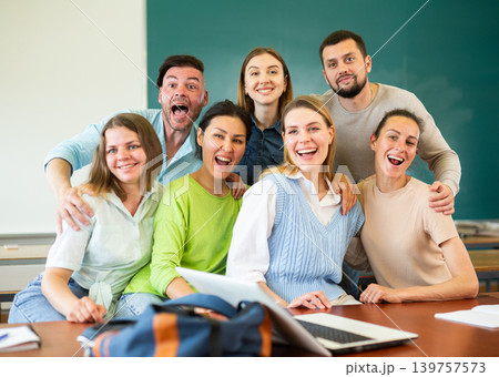 Group of cheerful university students 139757573